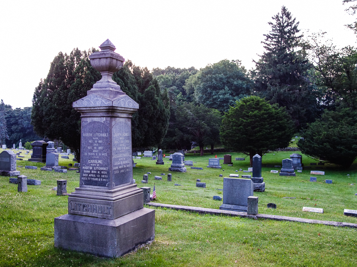 Mahwah Cemetery cemetery grounds.