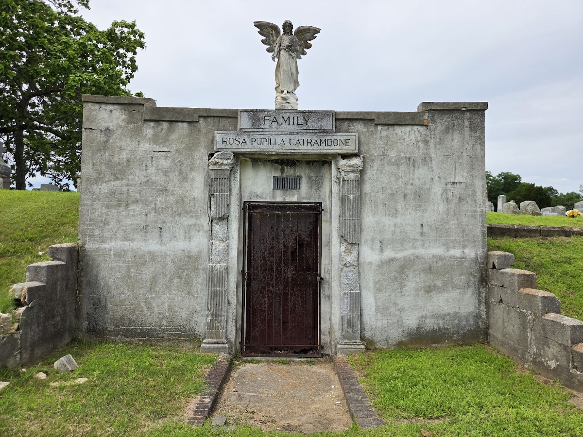 Mount Calvary Cemetery cemetery grounds.